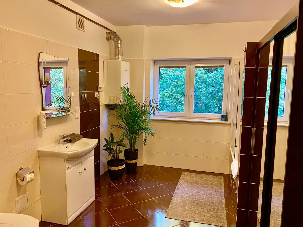 Las Slupski Premium Apartament Nr6 Wifi Netflix Smart Tv50 Two Bedrooms Two Extra Large Double Beds Up To 6 People Full Pleasure Quality Stay (Adults Only) Eksteriør billede